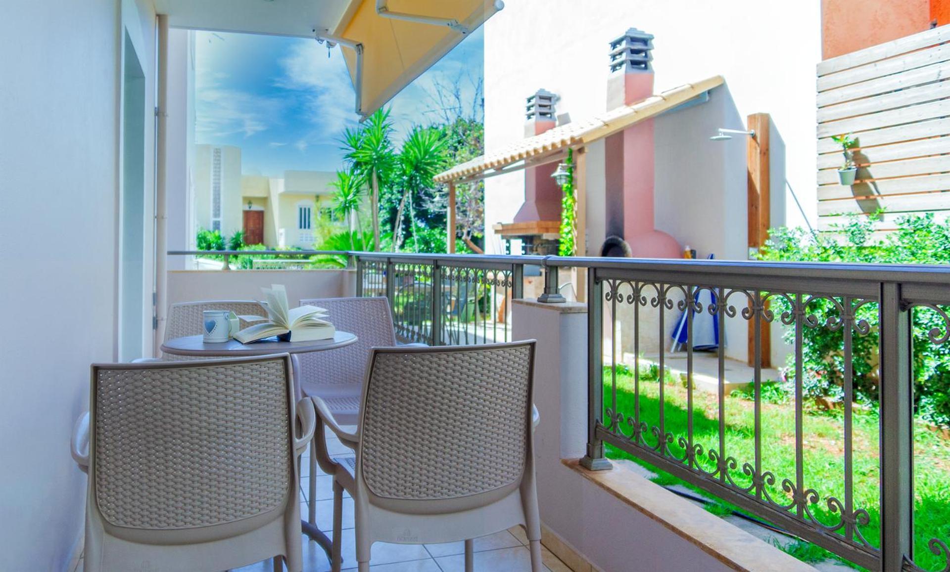Vakakis-Me Apartments Палеохора Экстерьер фото