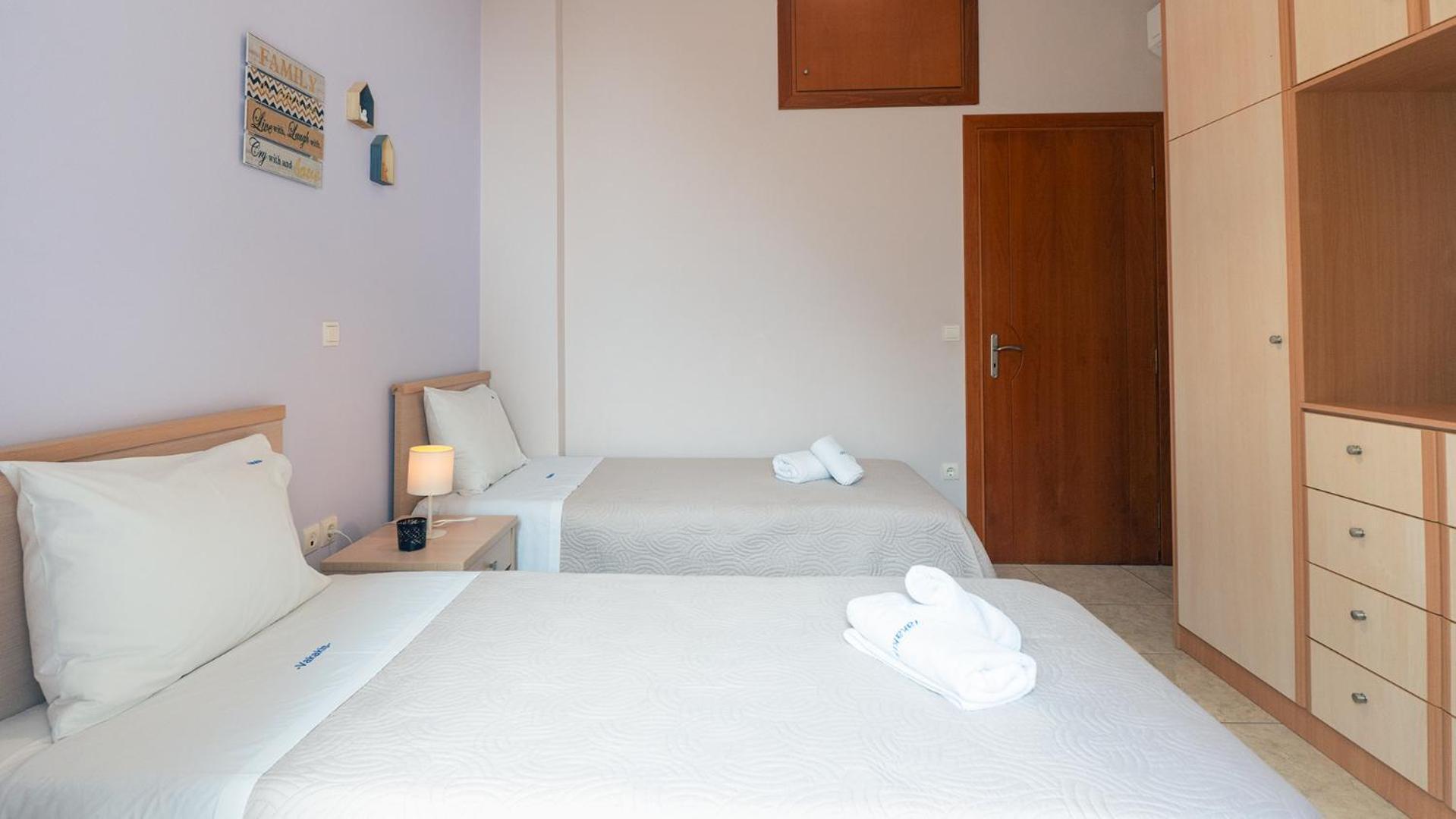 Vakakis-Me Apartments Палеохора Экстерьер фото